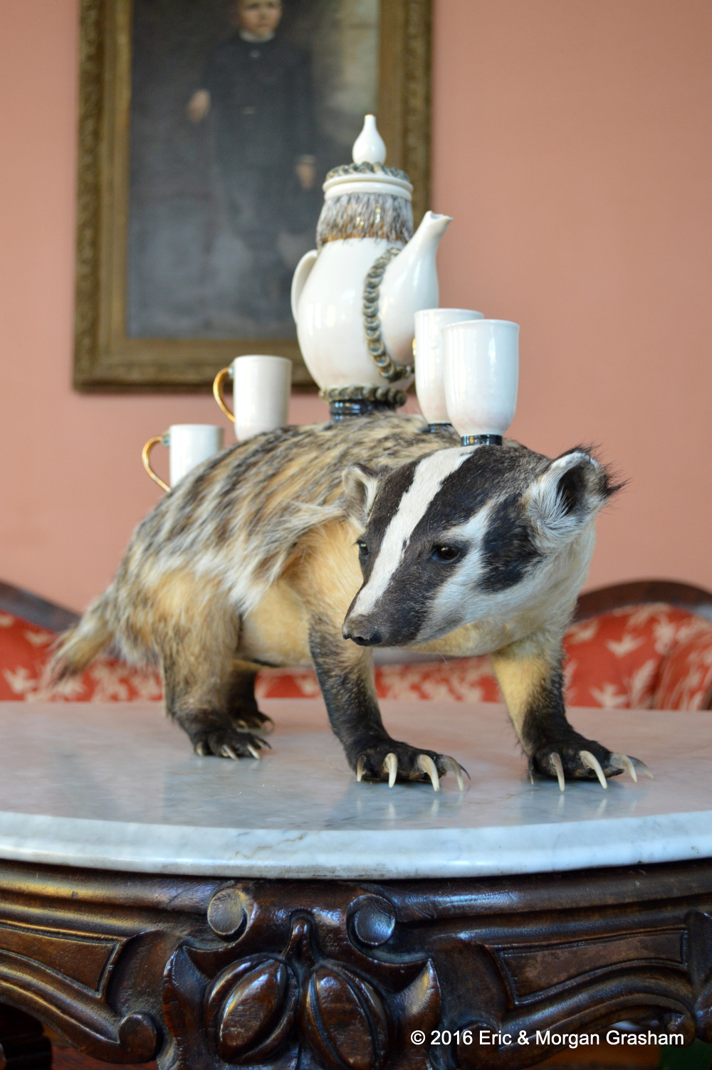 Badger Tea Set Face